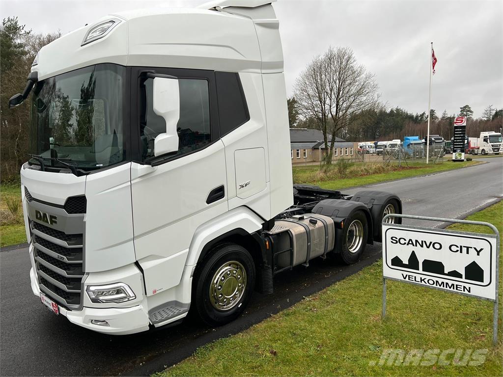 DAF XF530 FTS 6x2 Trekkers