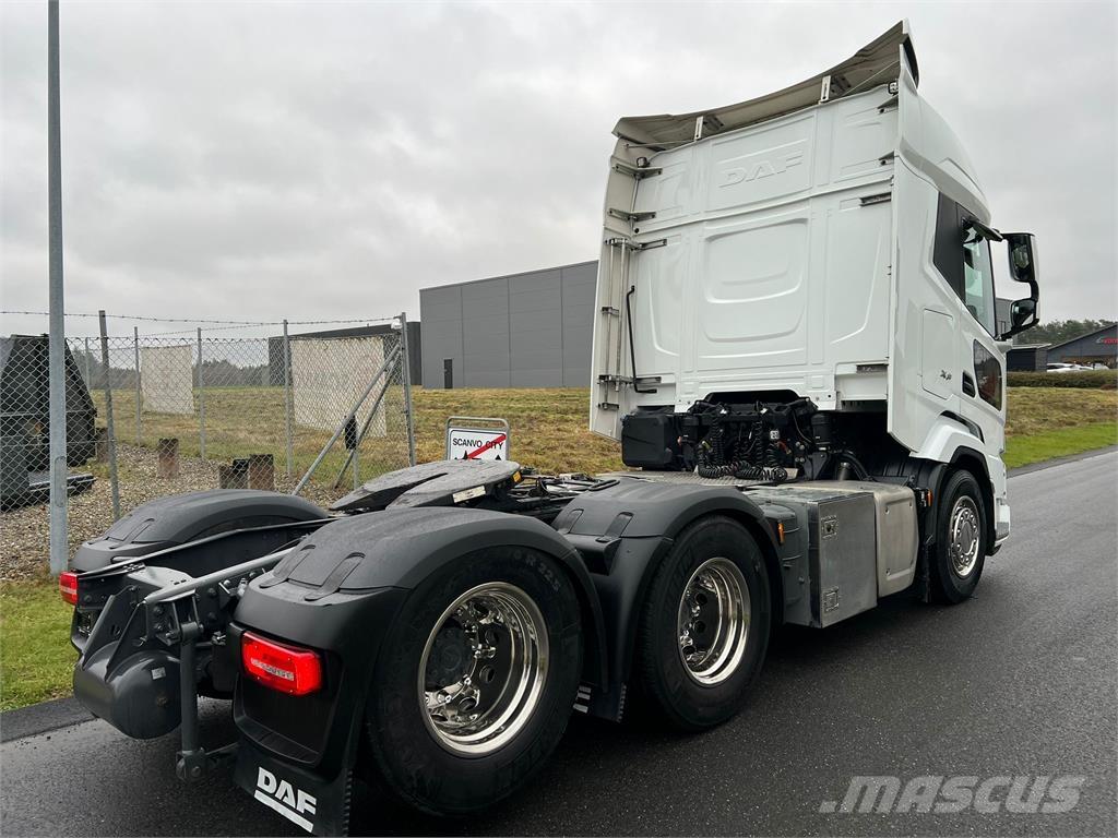 DAF XF530 FTS 6x2 Trekkers