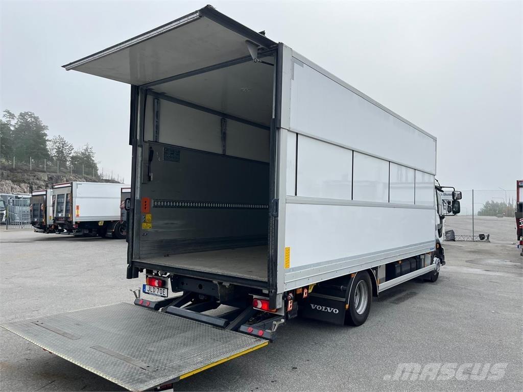 Volvo FL 250 16 ton Bakwagens met gesloten opbouw