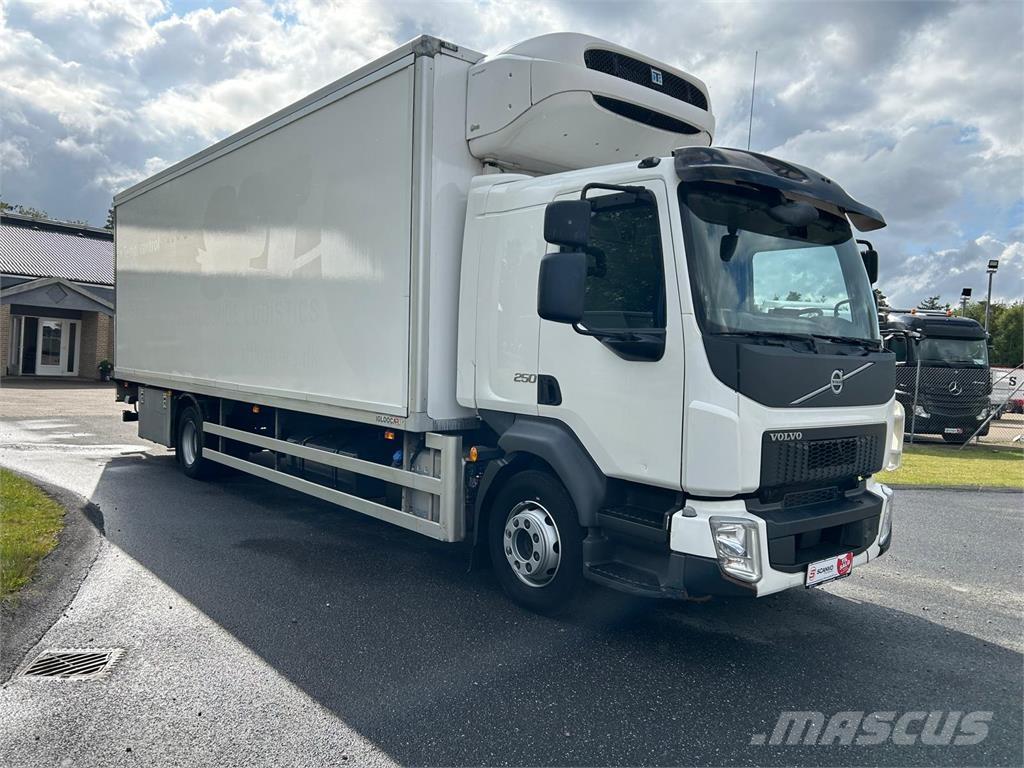Volvo FL 250 16 ton Koelwagens