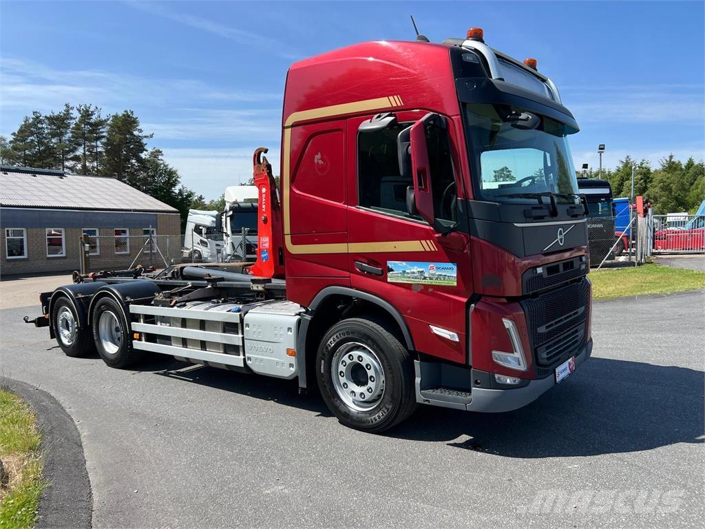 Volvo FM430 Vrachtwagen met containersysteem