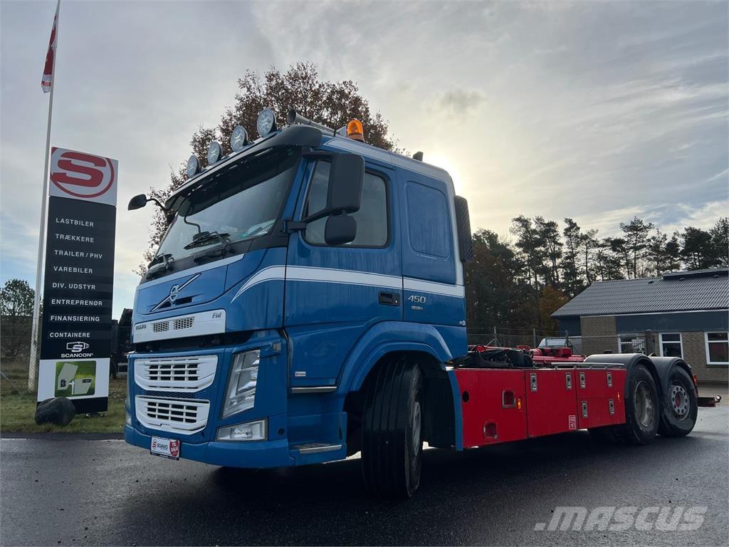 Volvo FM450 Vrachtwagen met containersysteem