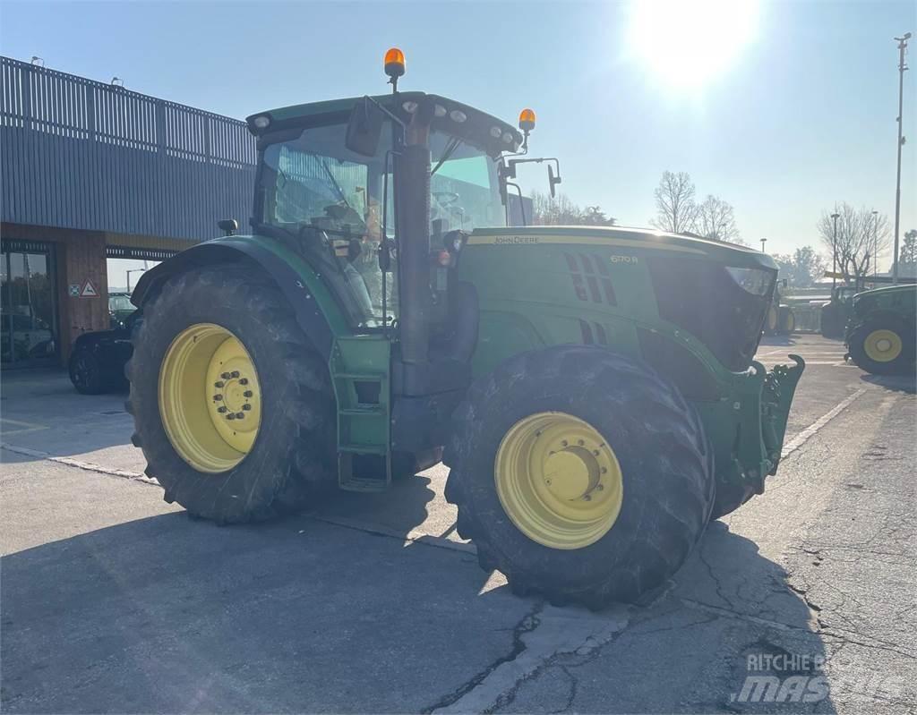 John Deere 6170 R Tractoren