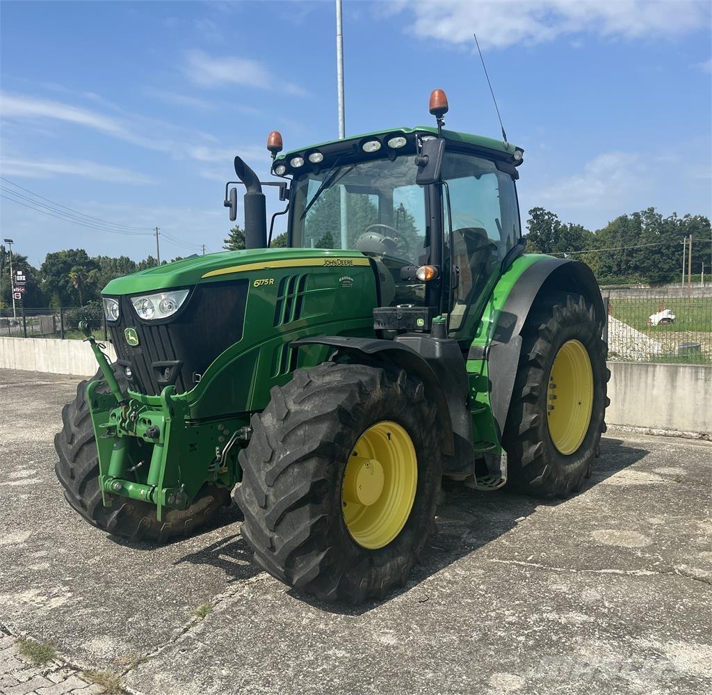 John Deere 6175 R Tractoren