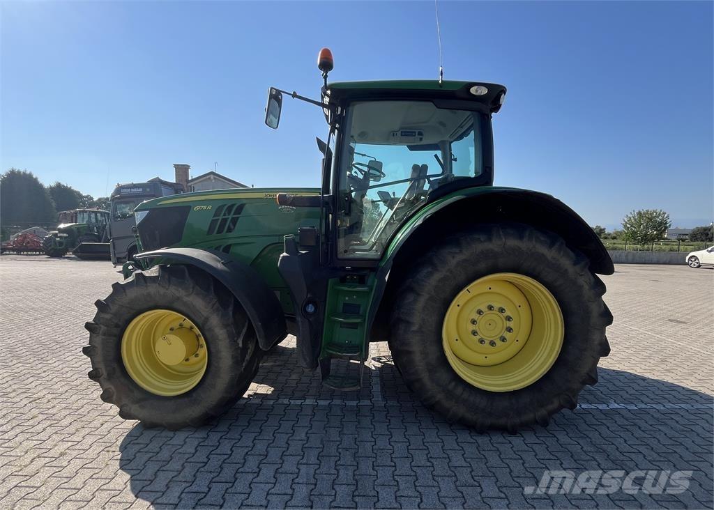 John Deere 6175 R Tractoren