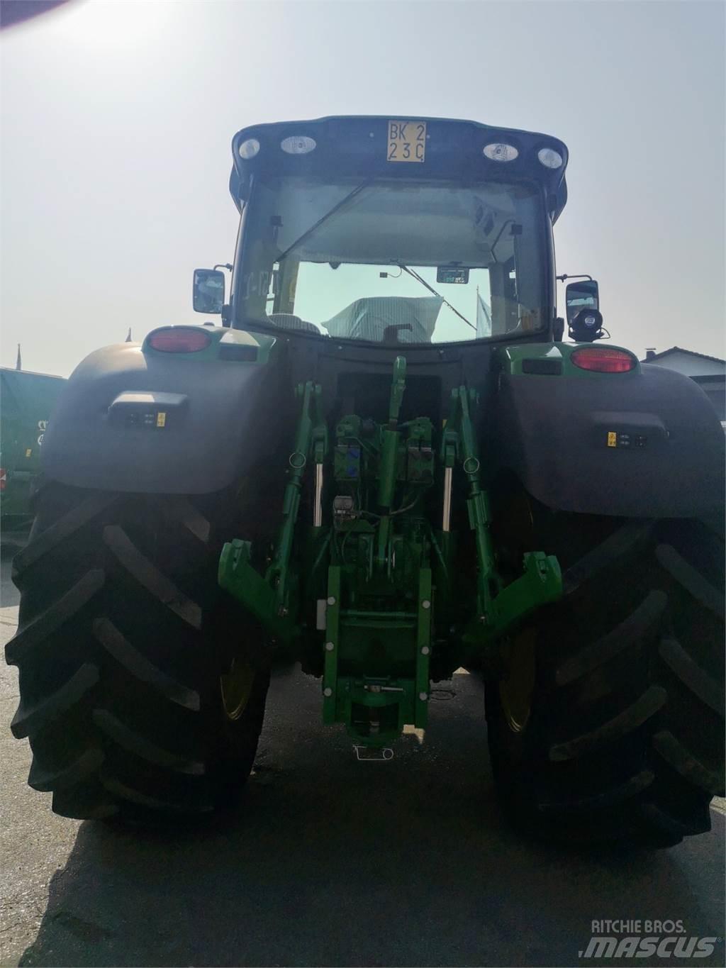 John Deere 6190 R Tractoren