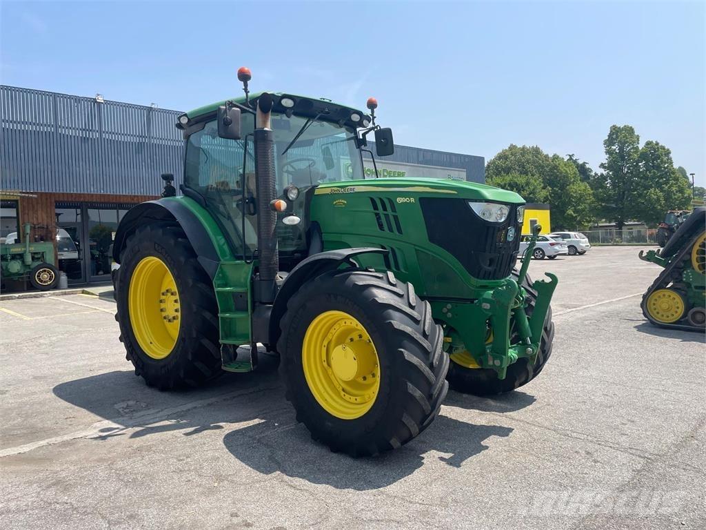 John Deere 6190 R Tractoren