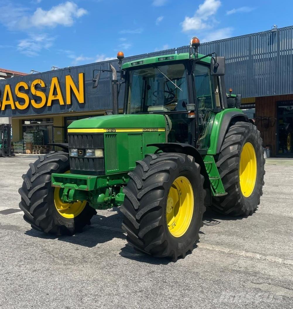 John Deere 6810 Tractoren
