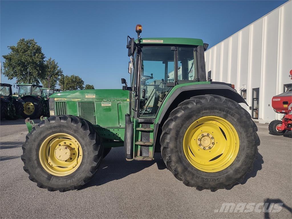 John Deere 6910 S Tractoren