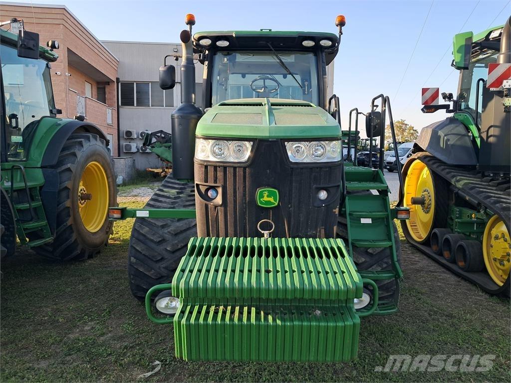 John Deere 8360 RT Tractoren