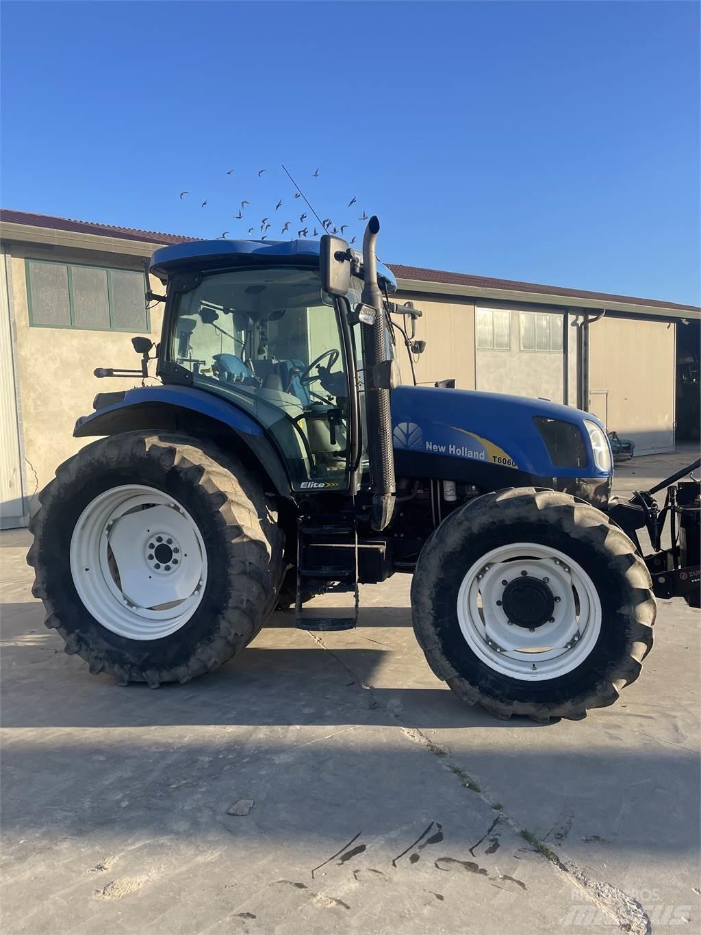 New Holland T6060 Tractoren