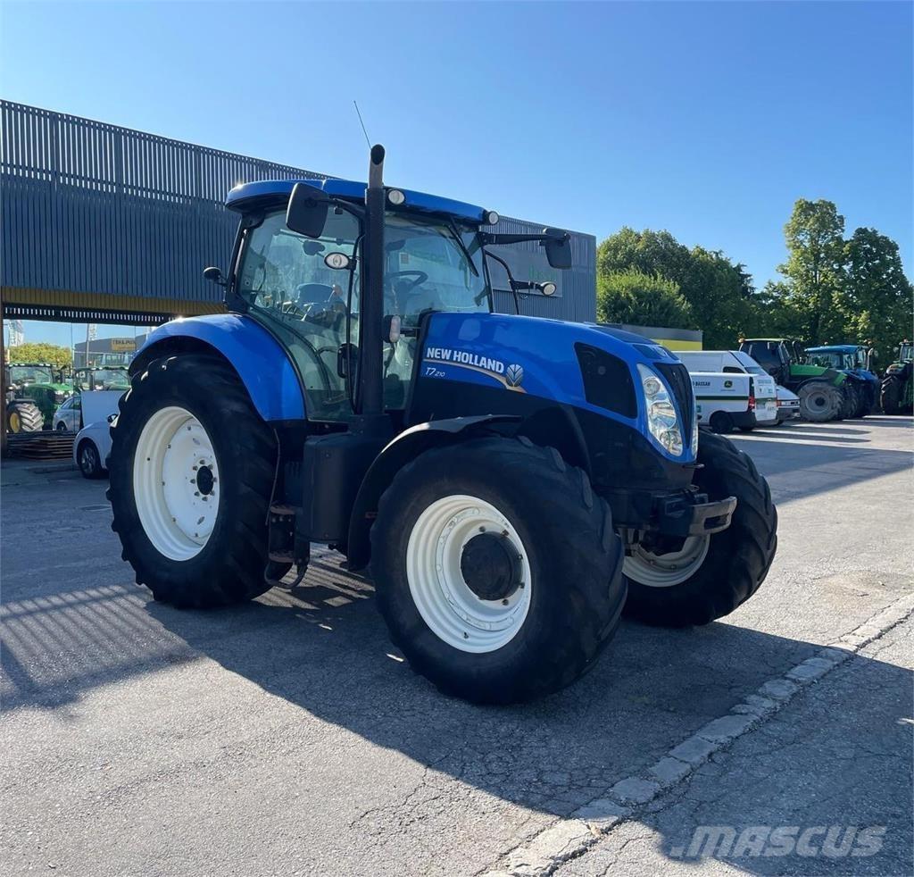 New Holland T7 210 Tractoren