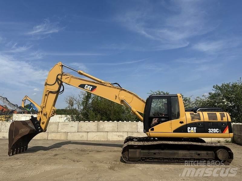 CAT 320 Rupsgraafmachines