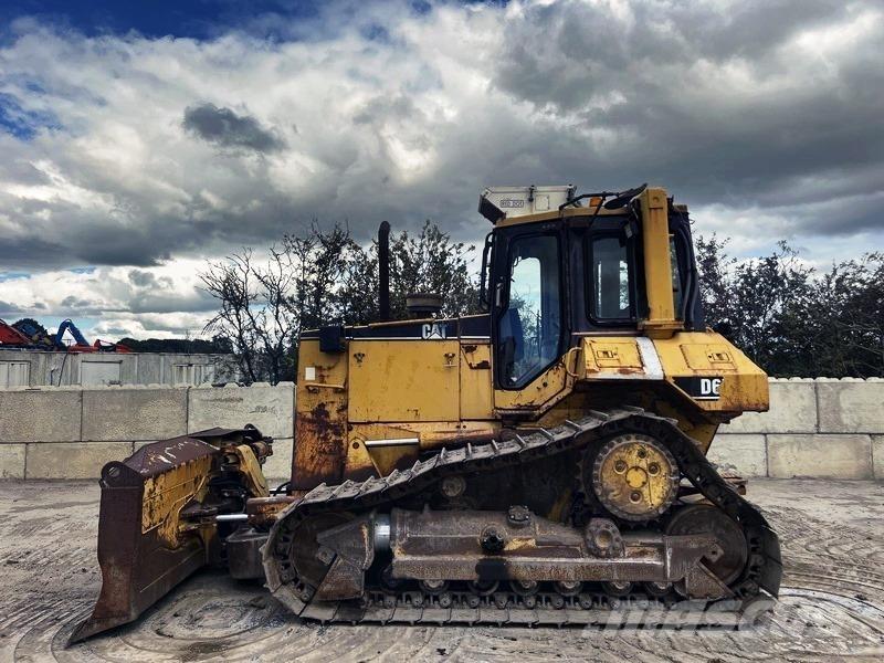 CAT D6M Rupsdozers