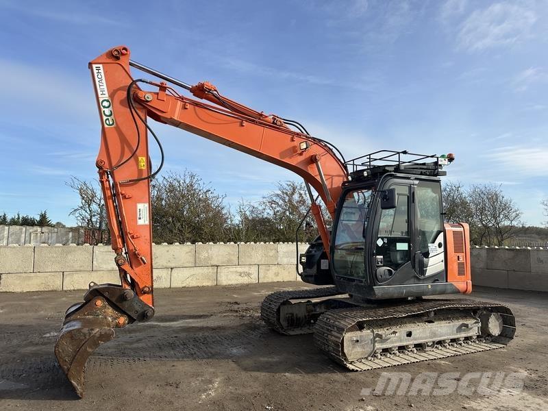 Hitachi ZX135 Rupsgraafmachines