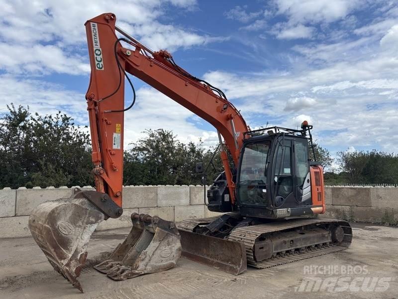 Hitachi ZX135 US-6 Rupsgraafmachines