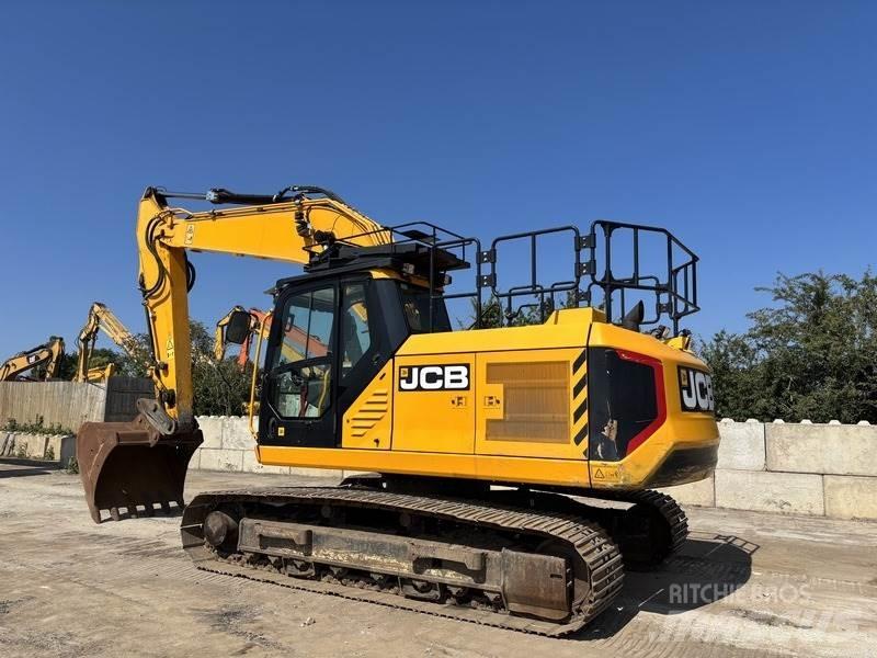 JCB 220X L 4F Rupsgraafmachines