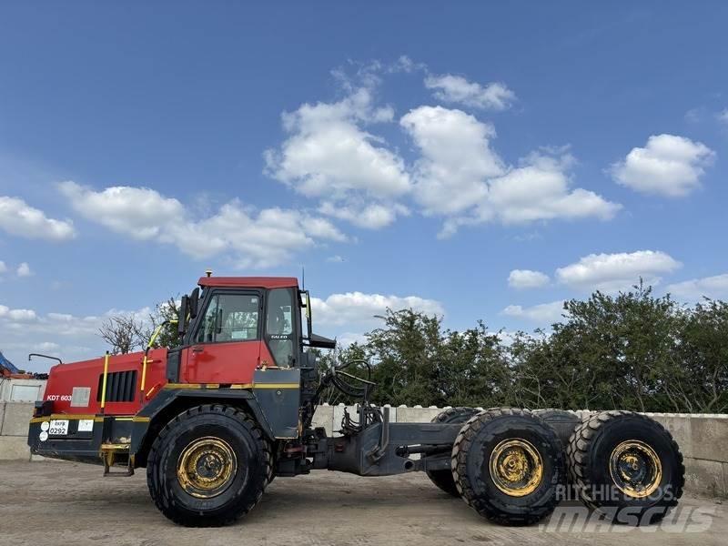 Komatsu HM300-1 Knik dumptrucks