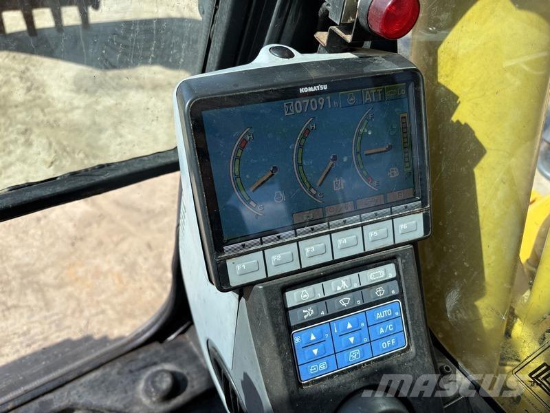 Komatsu PC210 LC-8 Rupsgraafmachines