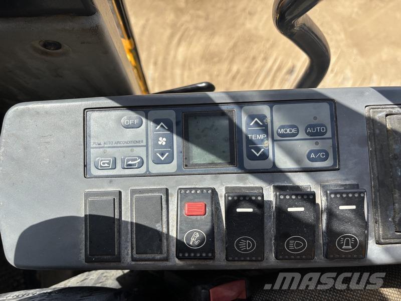 LiuGong CLG928E Rupsgraafmachines