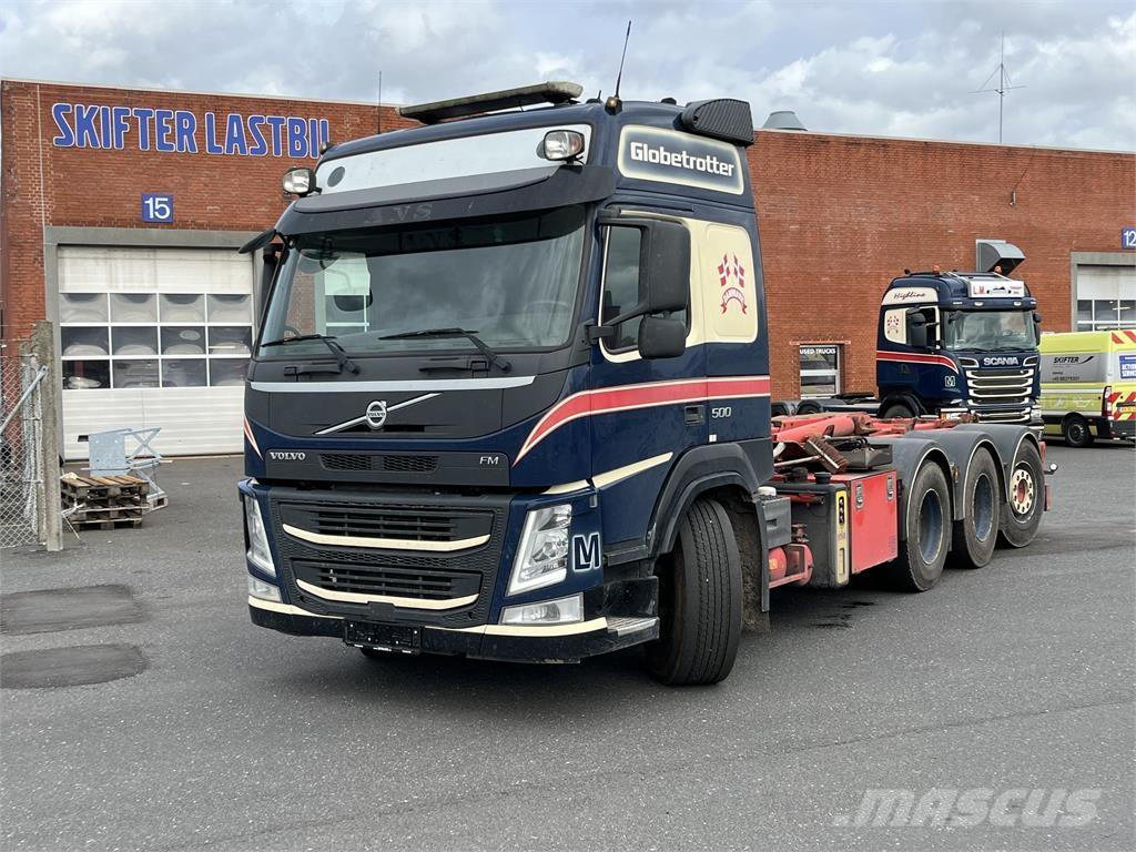 Volvo FM Vrachtwagen met containersysteem