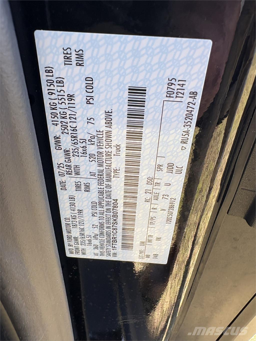 FRD 250 TRANS Bakwagens met gesloten opbouw