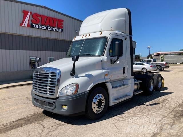 Freightliner Cascadia Trekkers