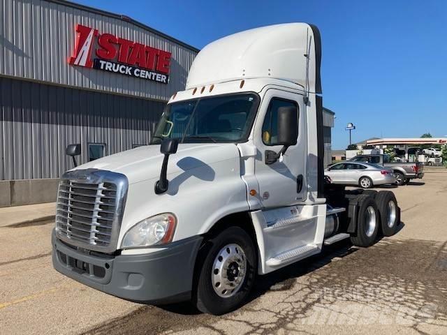 Freightliner Cascadia Trekkers