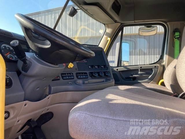Freightliner Cascadia Trekkers