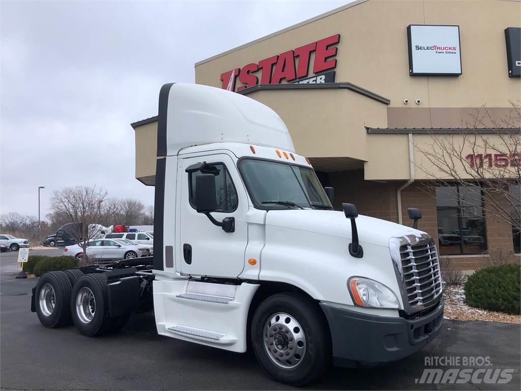 Freightliner Cascadia Trekkers