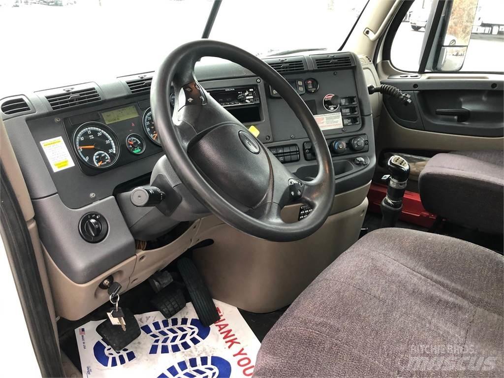 Freightliner Cascadia Trekkers