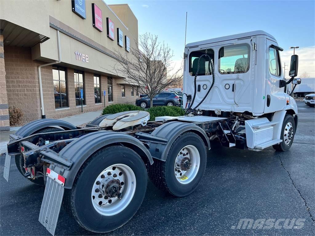 Freightliner Cascadia Trekkers