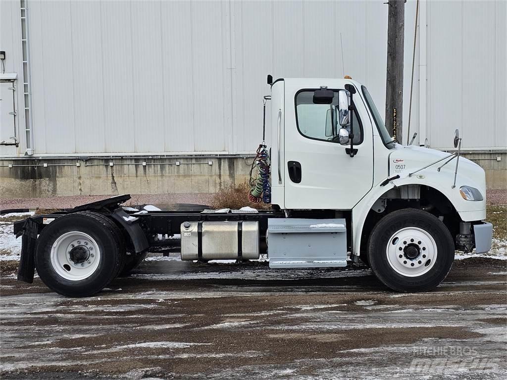 Freightliner M2 106 Trekkers