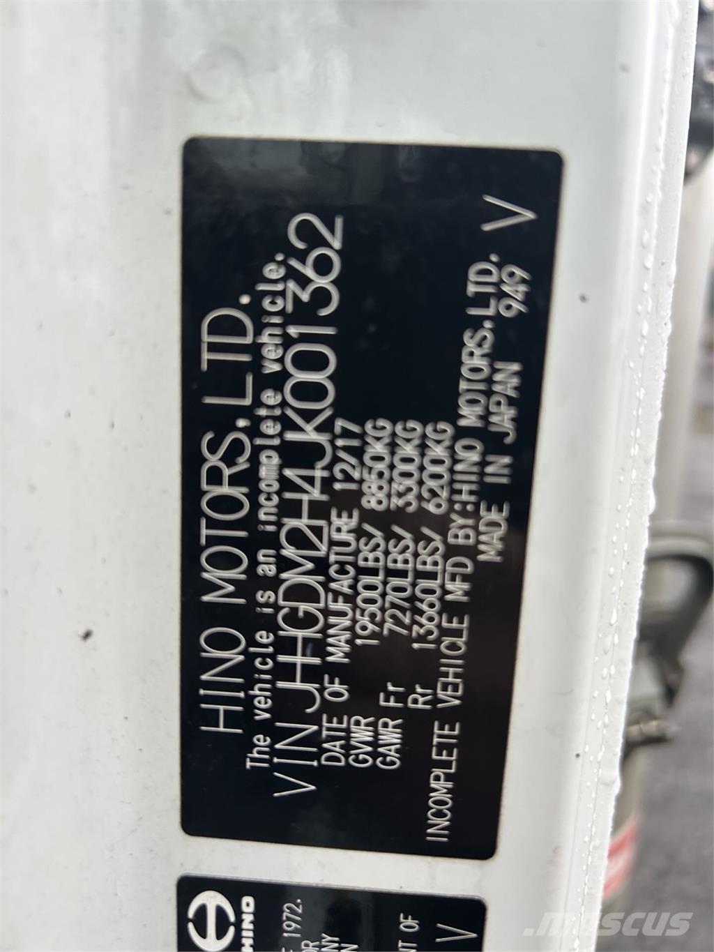 Hino 195 Bakwagens met gesloten opbouw