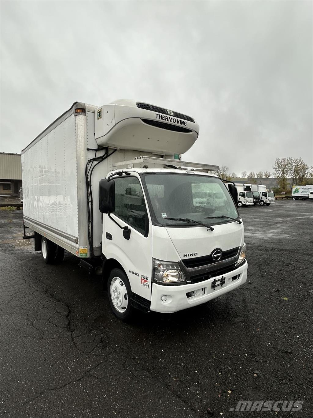 Hino 195 Bakwagens met gesloten opbouw