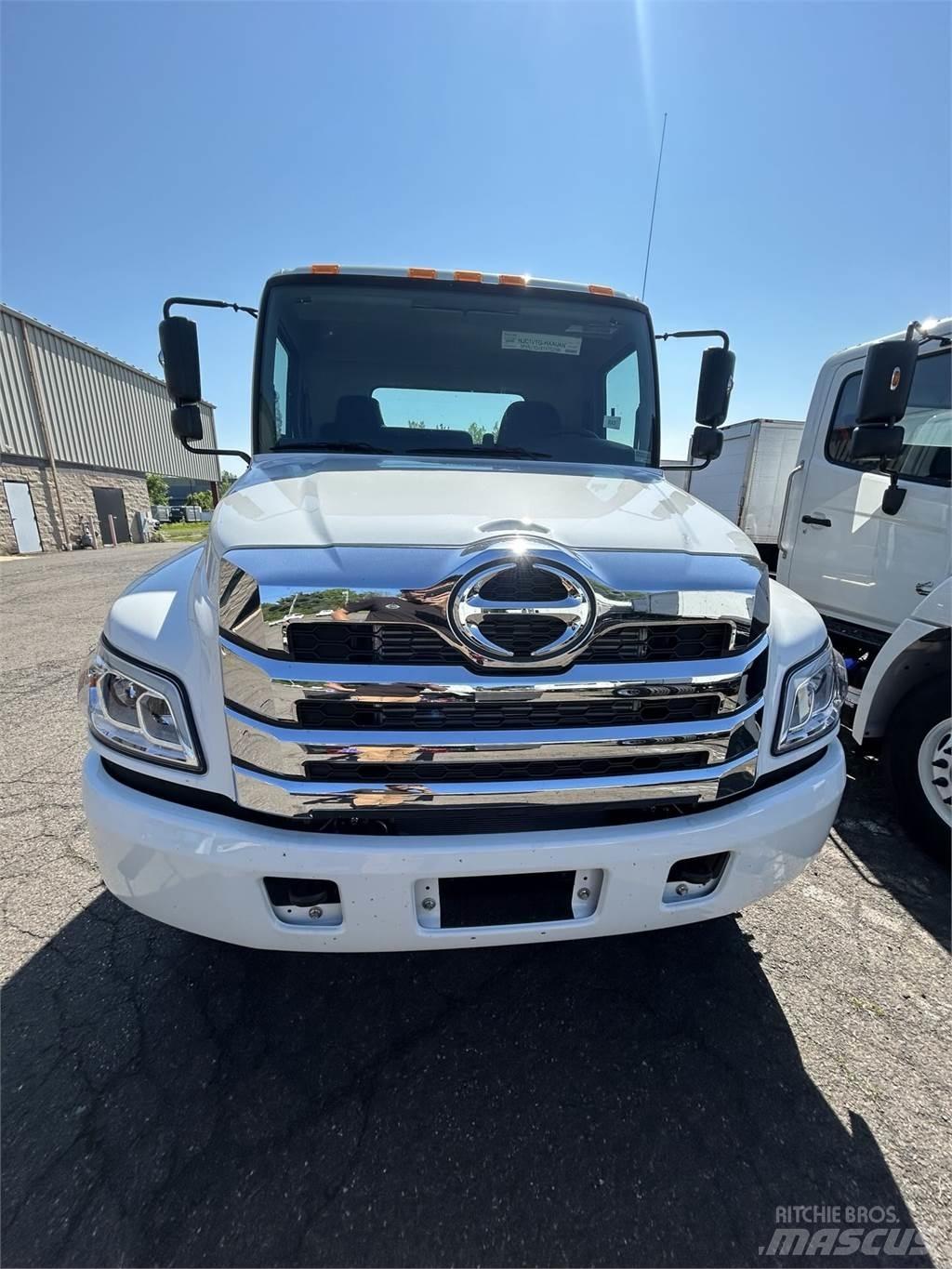 Hino L6 Chassis met cabine