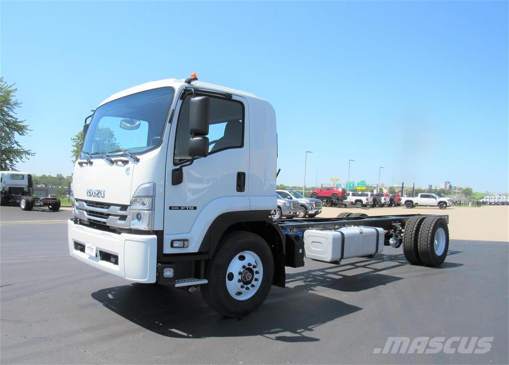 Isuzu FTR MT3 Chassis met cabine