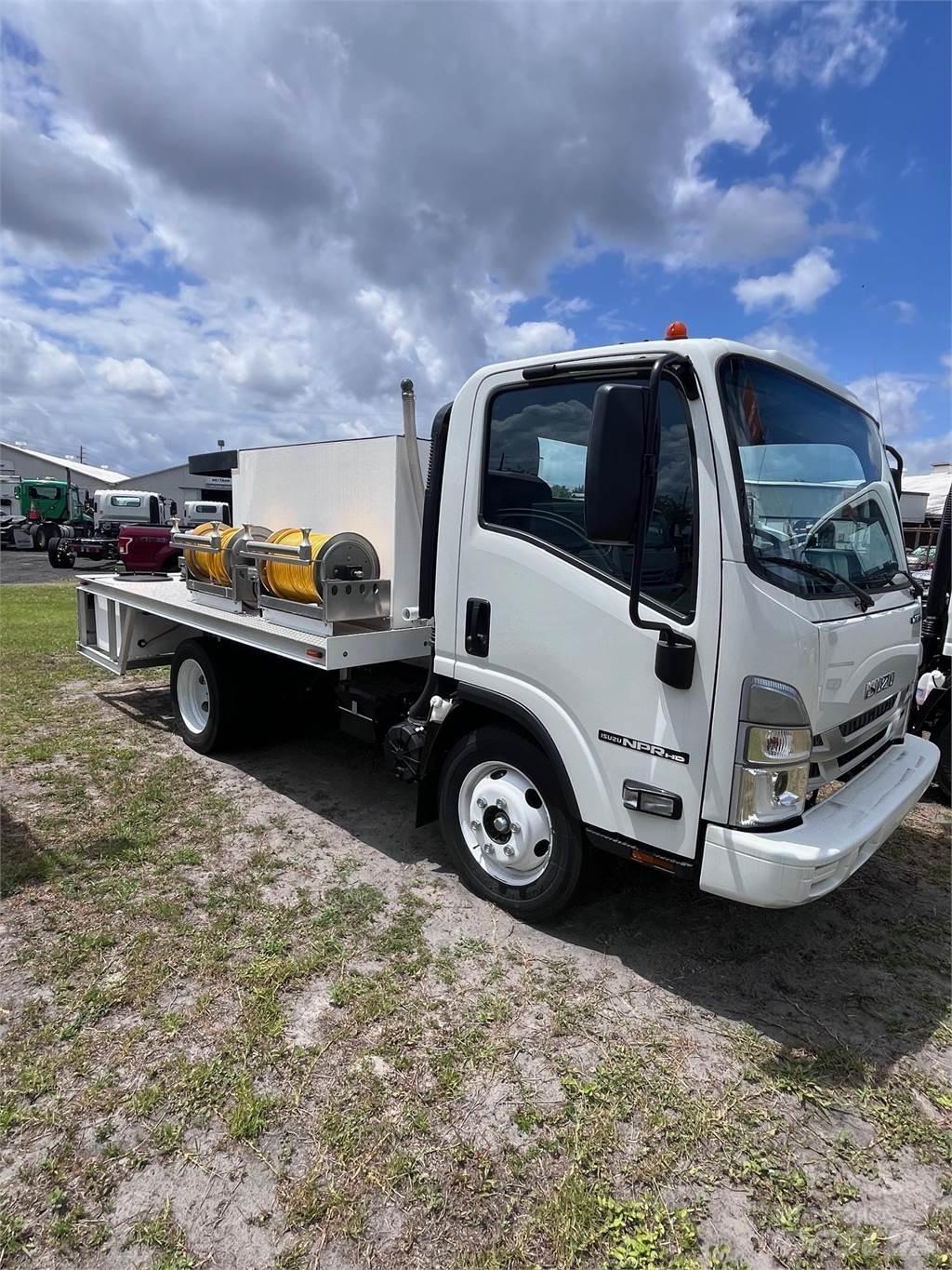 Isuzu NPR-1F104 Chassis met cabine