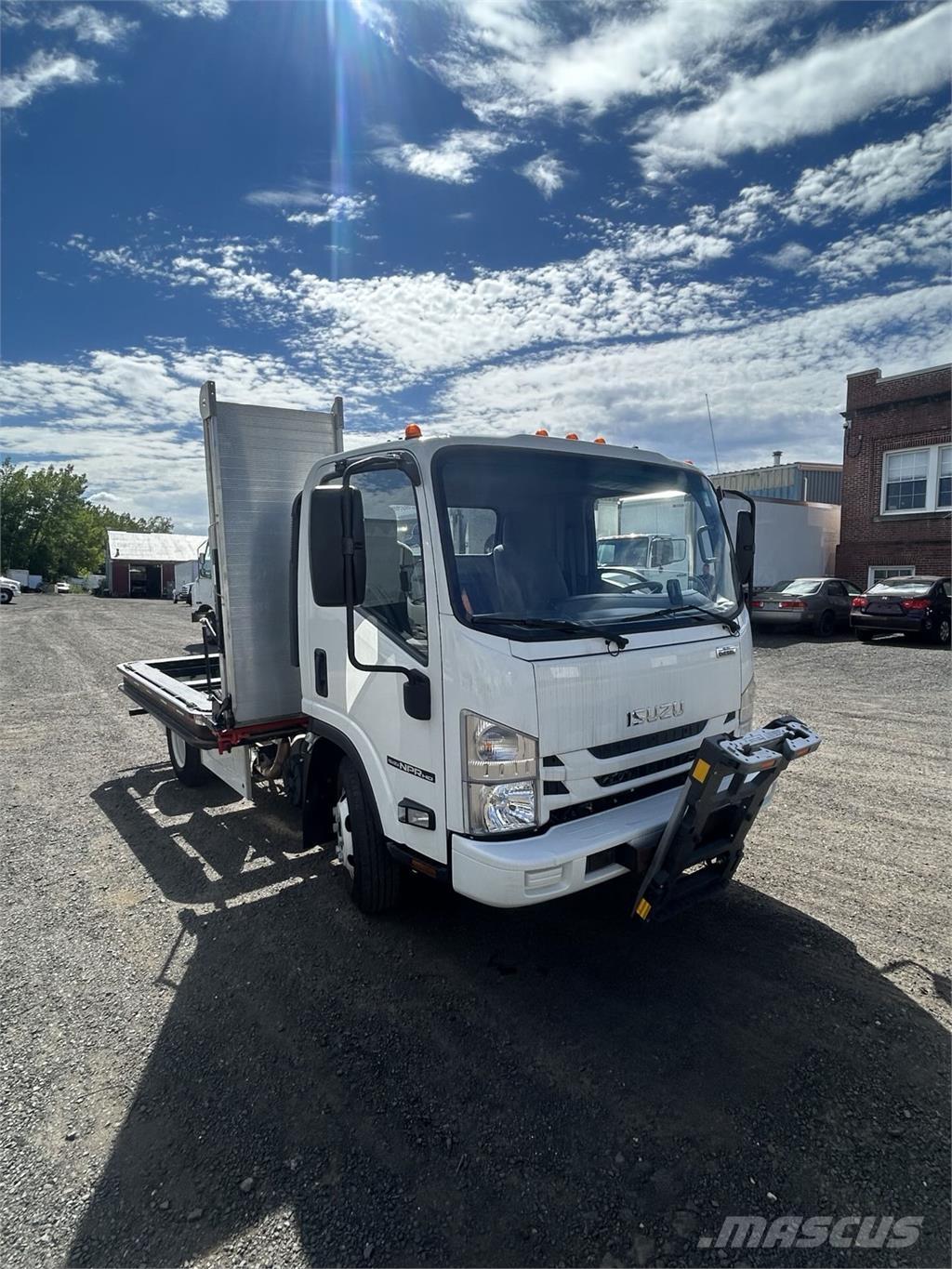 Isuzu NPR HD Chassis met cabine