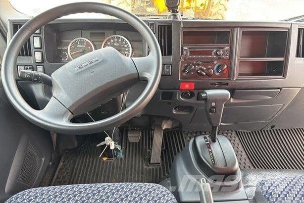 Isuzu NPR HD Bakwagens met gesloten opbouw