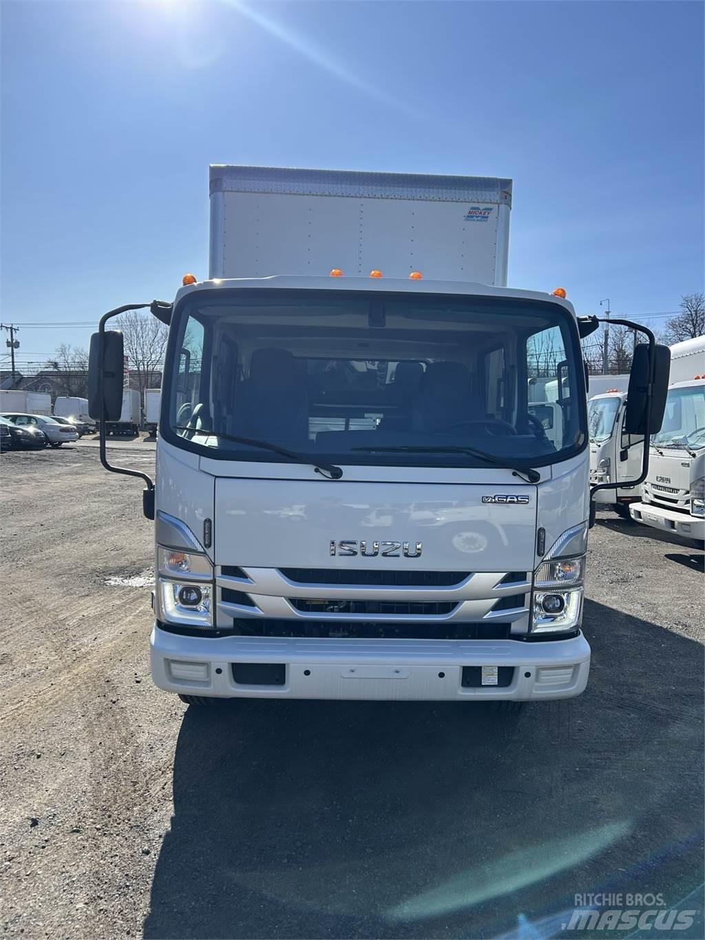 Isuzu NPR HD DC Bakwagens met gesloten opbouw