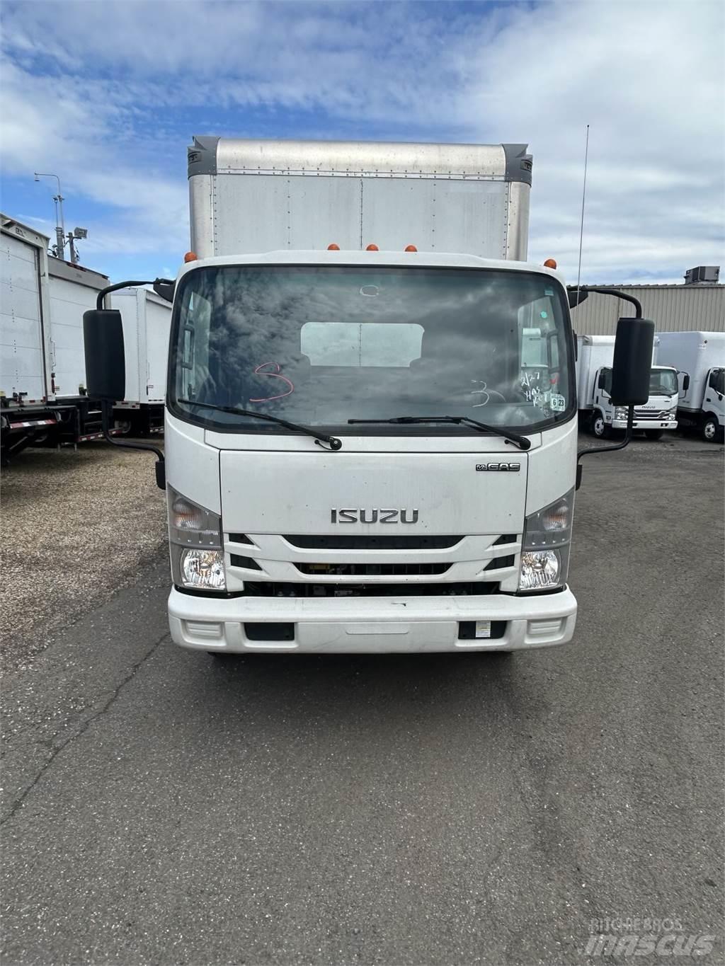 Isuzu NRR Bakwagens met gesloten opbouw