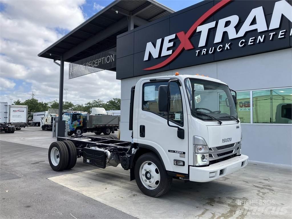 Isuzu NRR-3U454 Chassis met cabine