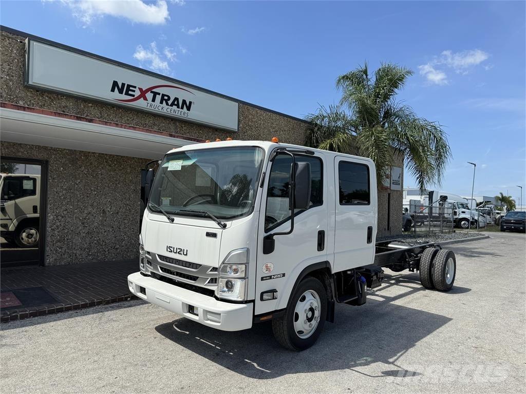 Isuzu NRR-3V454 Chassis met cabine