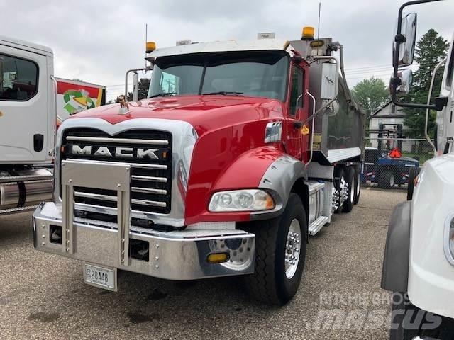 Mack GU800 Chassis met cabine