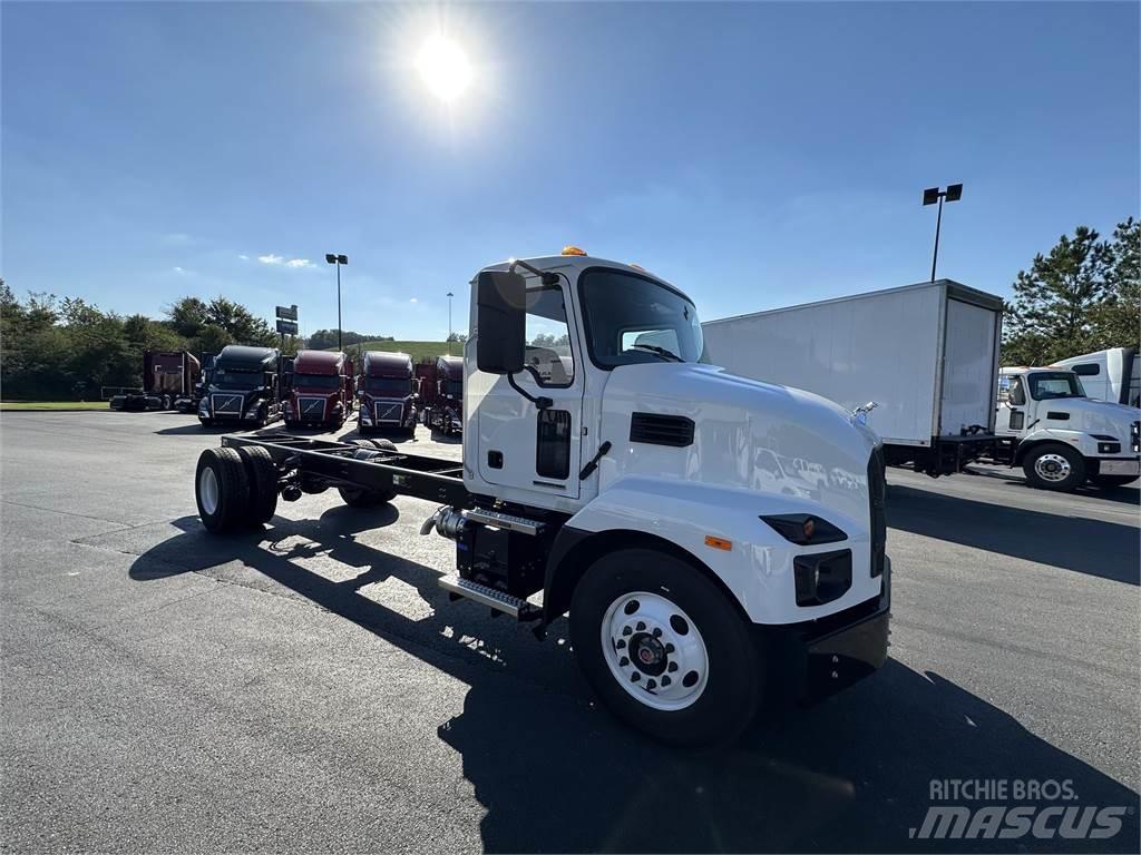 Mack MD6 42R Kipper