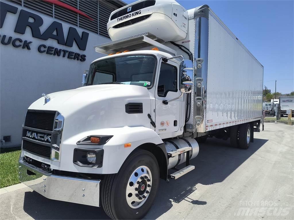 Mack MD6 42R Trekkers