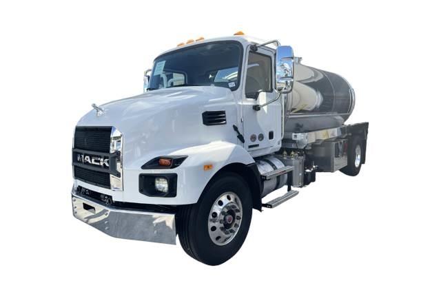 Mack MD6 42R Anders