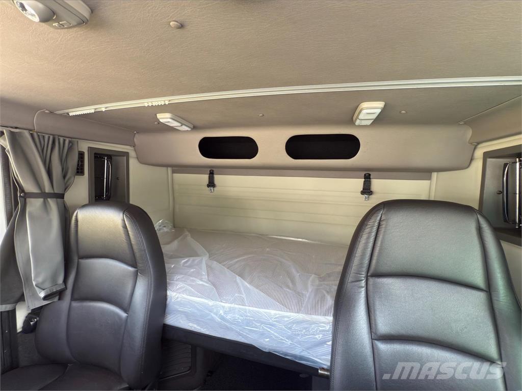 Volvo VAH64400 Vrachtwagen met containersysteem