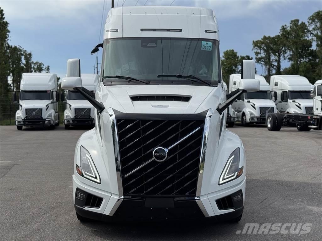 Volvo VNL64T840 Trekkers